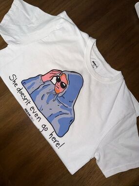 Mean Girls “She Doesn’t Even Go Here!” Tee